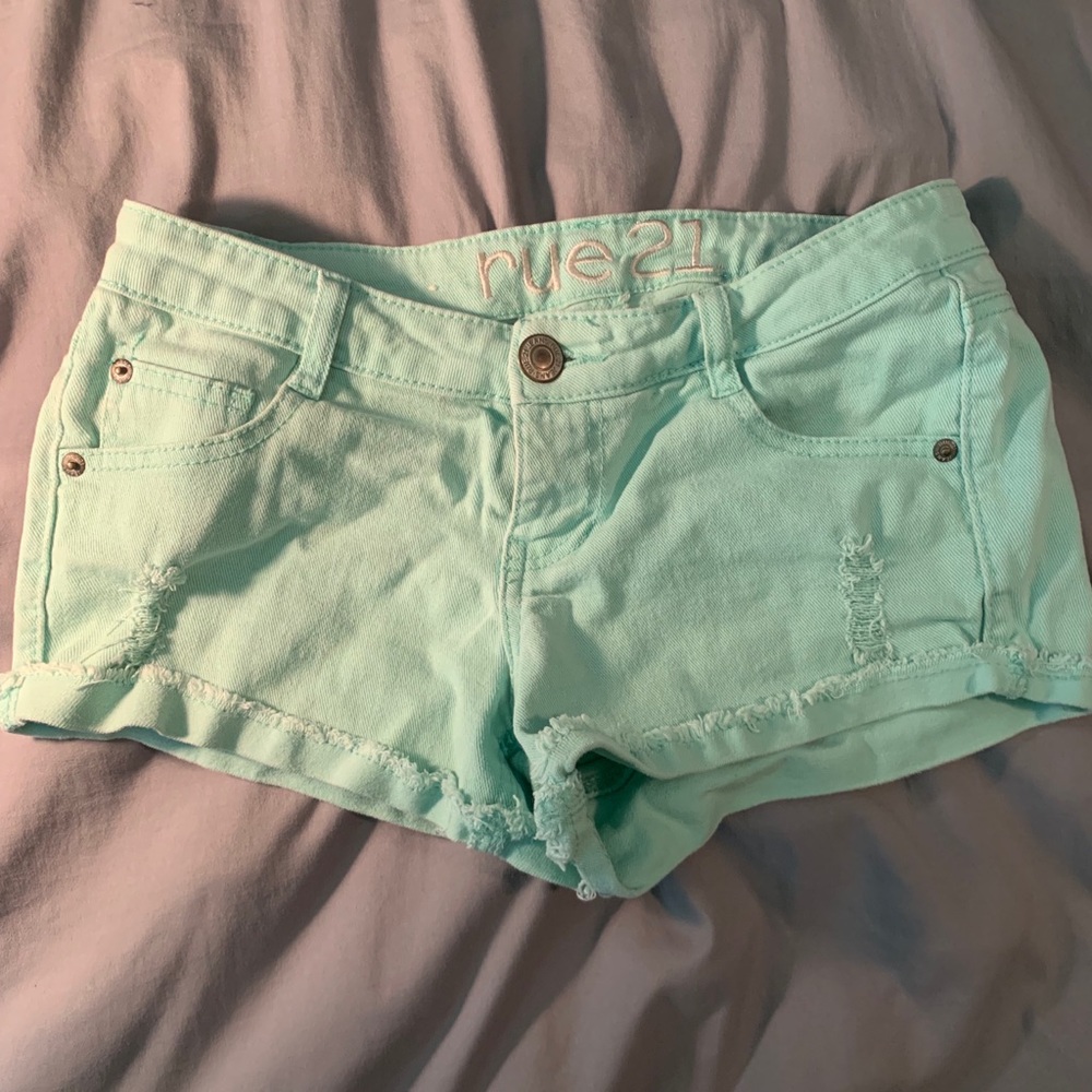 Shorts - Picture 2 of 2